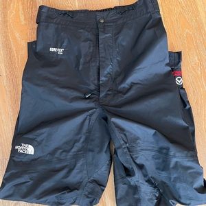 The North Face Gore-Tex ski/snowboard/snow pants size S Small 30-32